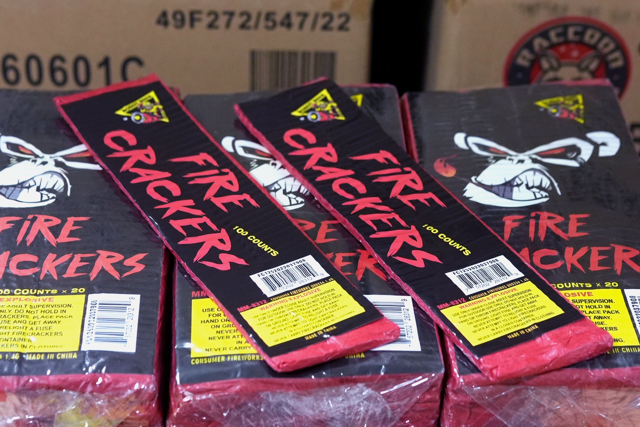MM Firecracker 100s B1G2 FREE – Fireworks Superstore USA